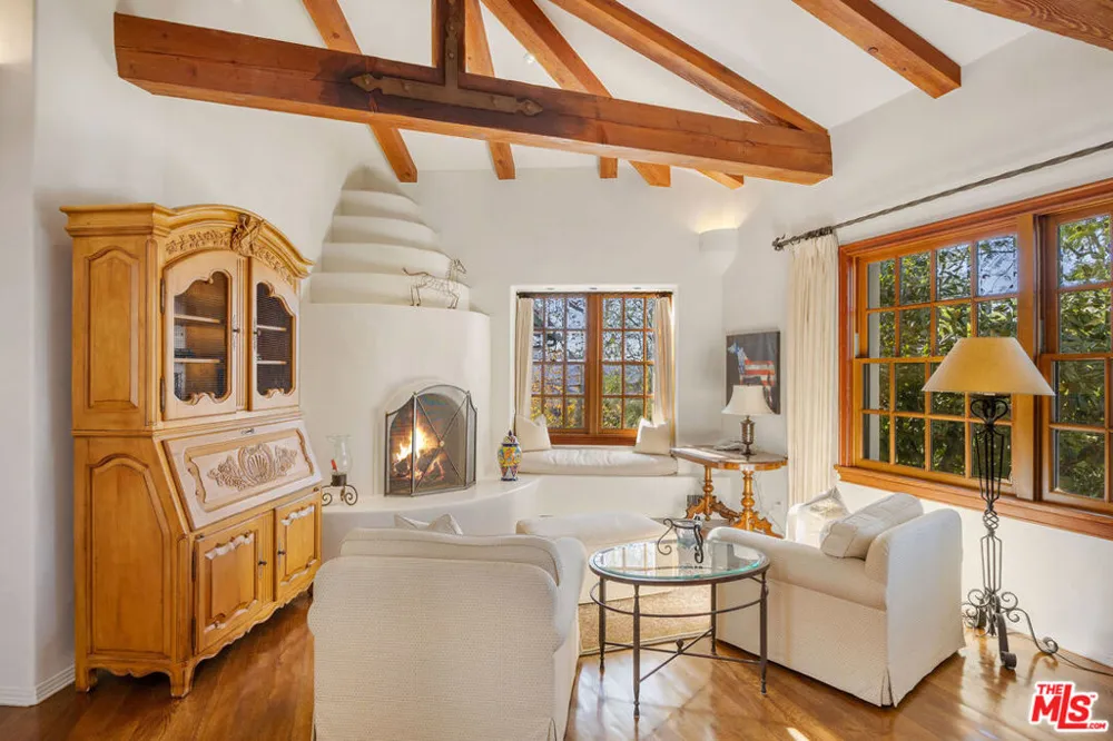 25127 Jim Bridger Road Hidden Hills, CA 91302