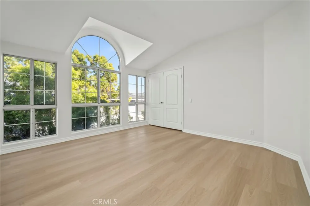 2101 E 15th #11 Newport Beach, CA 92663