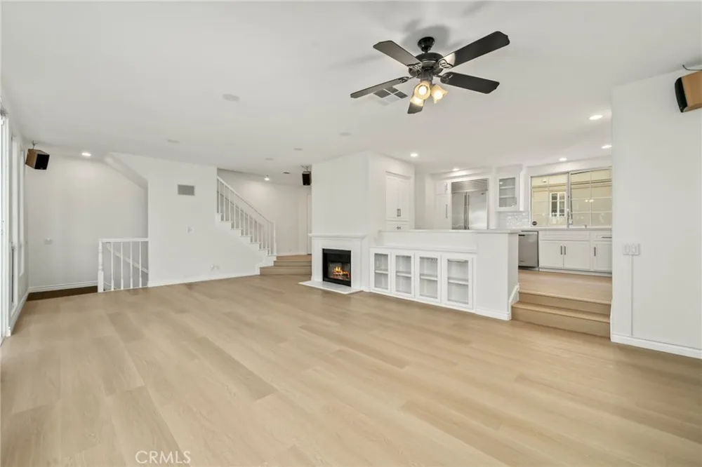 2101 E 15th #11 Newport Beach, CA 92663