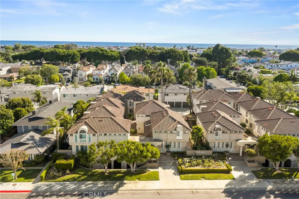 2101 E 15th #11 Newport Beach, CA 92663