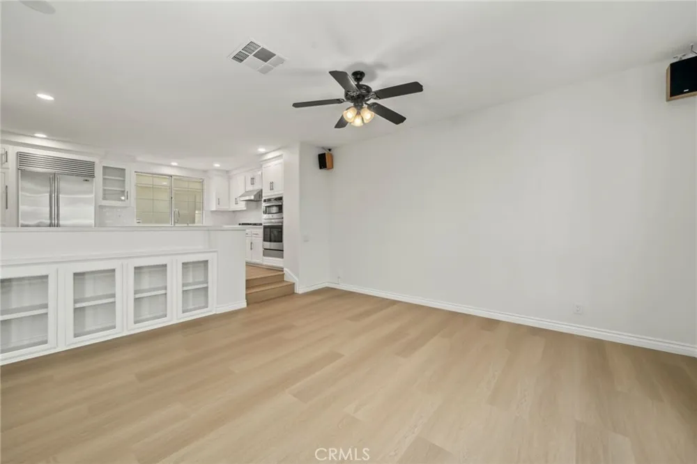 2101 E 15th #11 Newport Beach, CA 92663