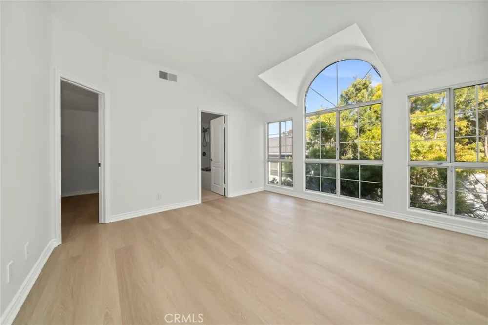 2101 E 15th #11 Newport Beach, CA 92663