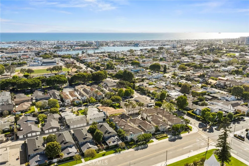 2101 E 15th #11 Newport Beach, CA 92663