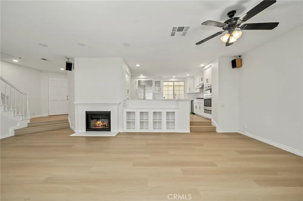 2101 E 15th #11 Newport Beach, CA 92663