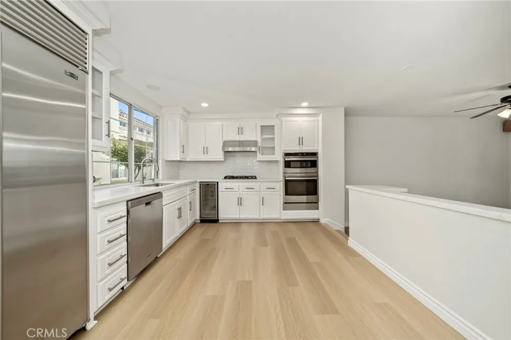 2101 E 15th #11 Newport Beach, CA 92663