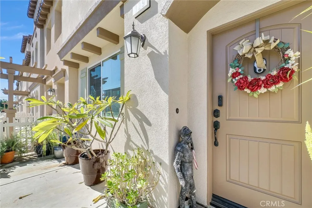 329 Fenimore Azusa, CA 91702