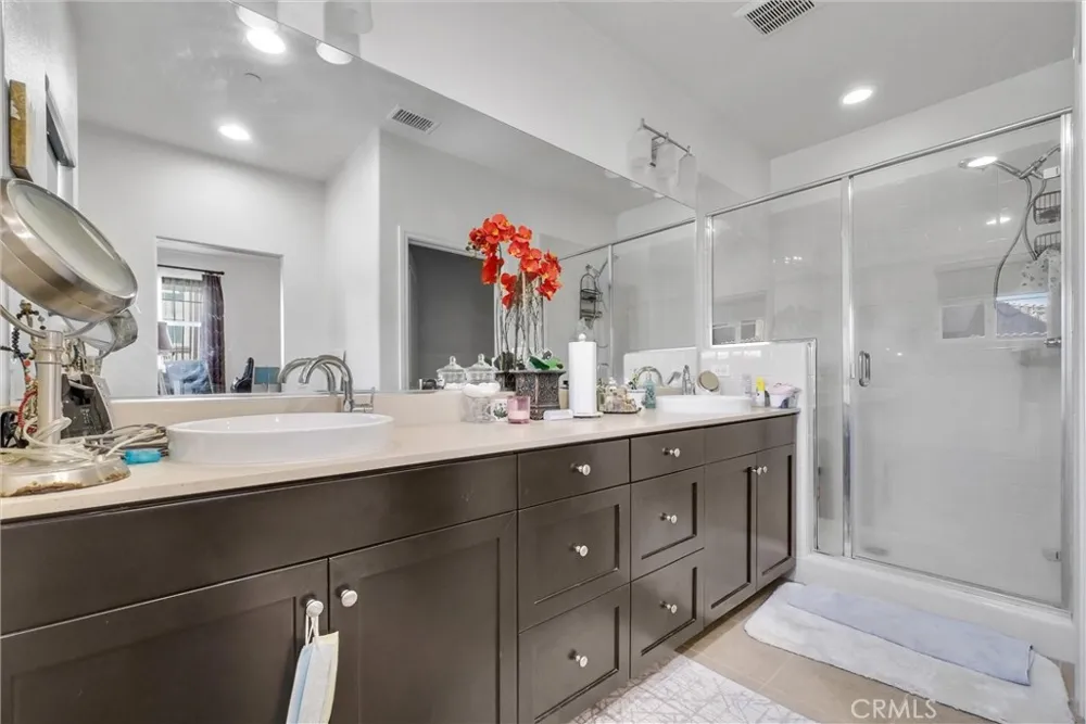 329 Fenimore Azusa, CA 91702