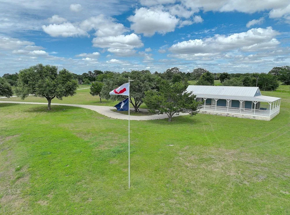 1928 Koether Road Carmine, TX 78932