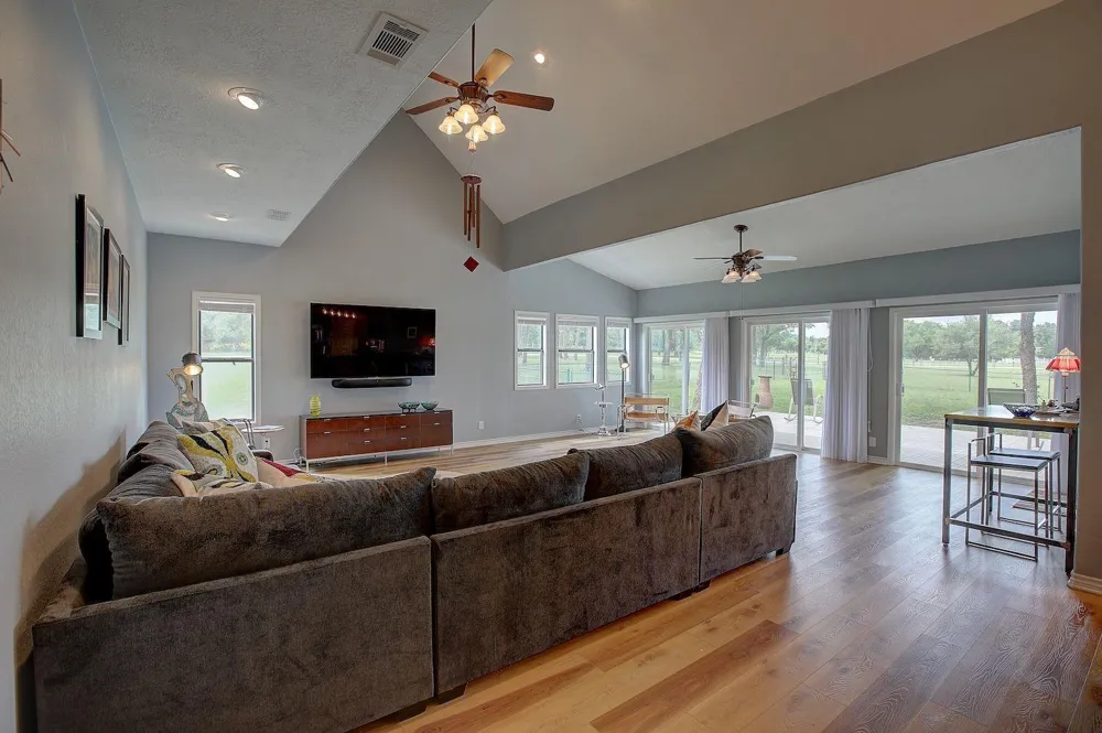 1928 Koether Road Carmine, TX 78932