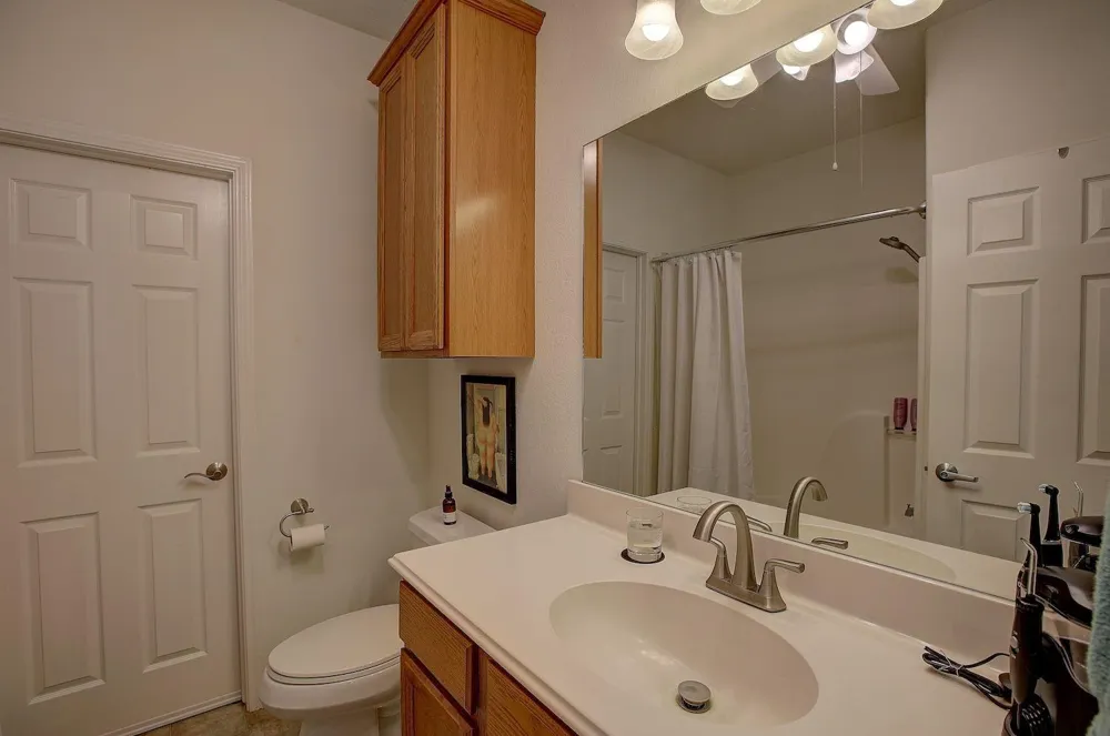 1928 Koether Road Carmine, TX 78932
