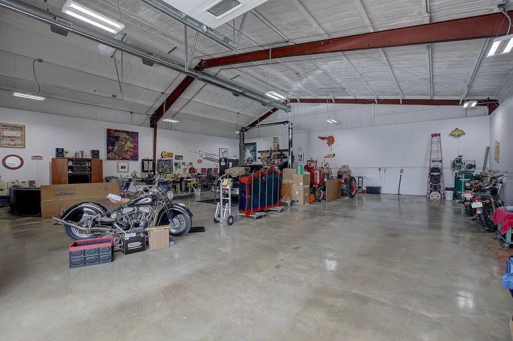 1928 Koether Road Carmine, TX 78932