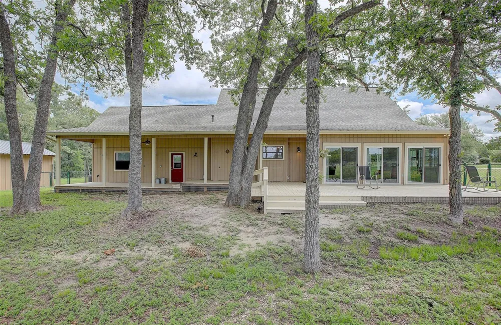 1928 Koether Road Carmine, TX 78932