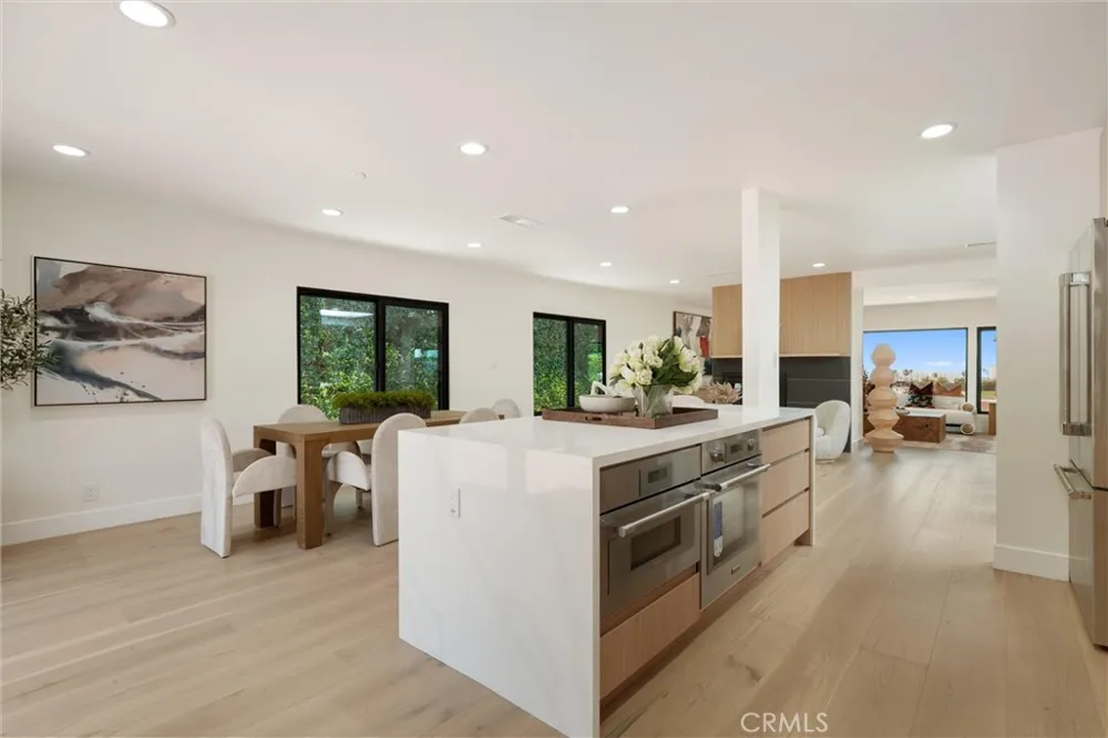 2112 Via Pacheco Palos Verdes Estates, CA 90274