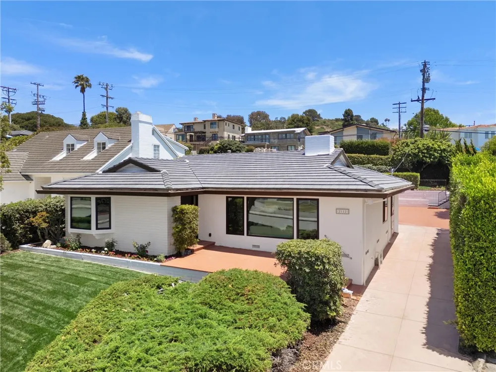 2112 Via Pacheco Palos Verdes Estates, CA 90274