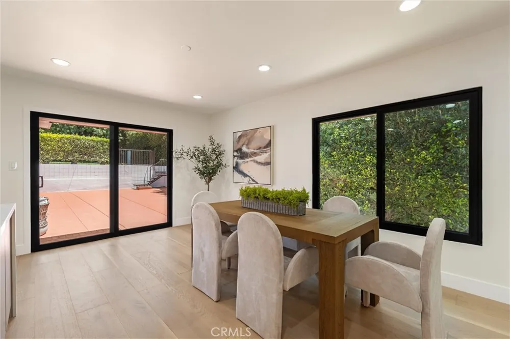 2112 Via Pacheco Palos Verdes Estates, CA 90274