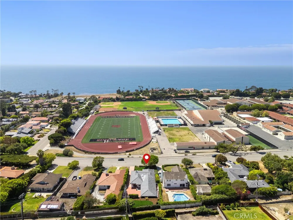 2112 Via Pacheco Palos Verdes Estates, CA 90274