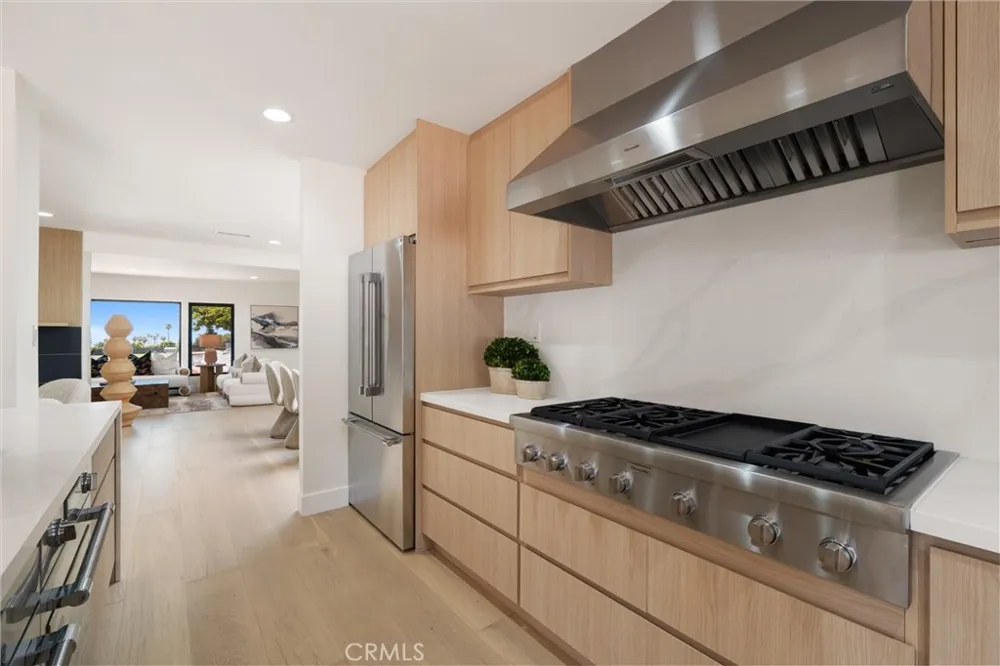 2112 Via Pacheco Palos Verdes Estates, CA 90274