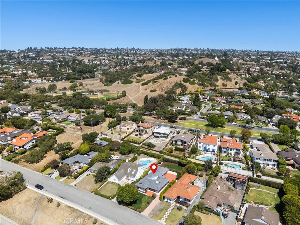 2112 Via Pacheco Palos Verdes Estates, CA 90274