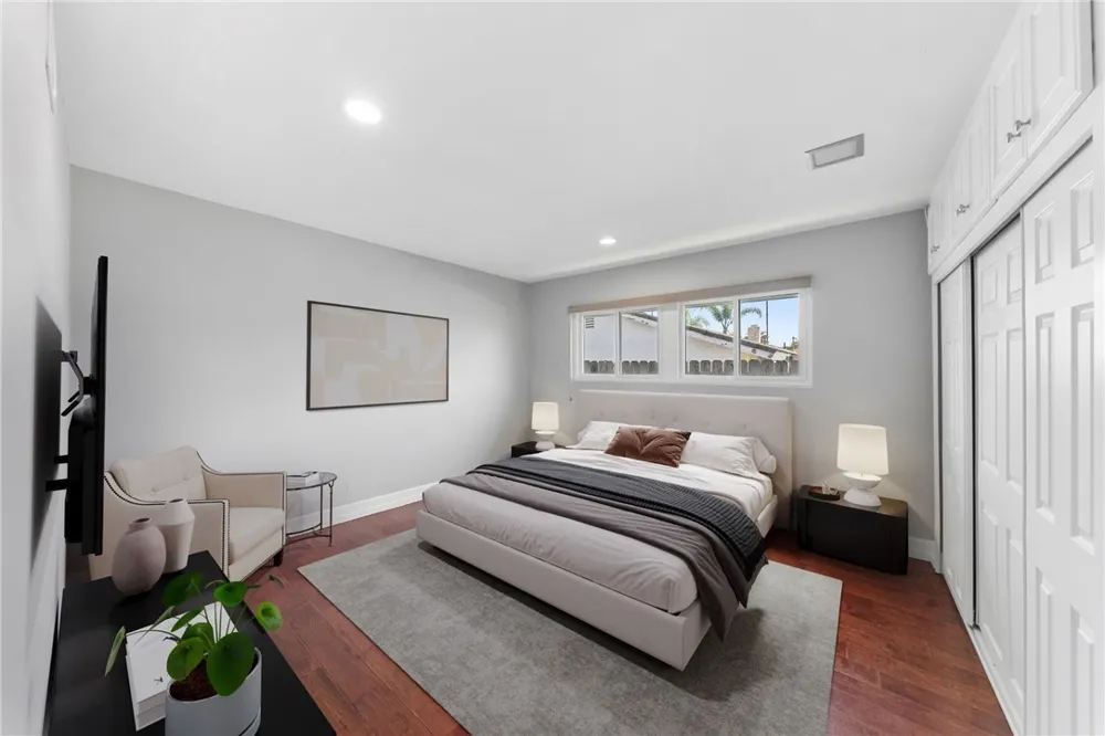 1020 La Serna La Habra, CA 90631