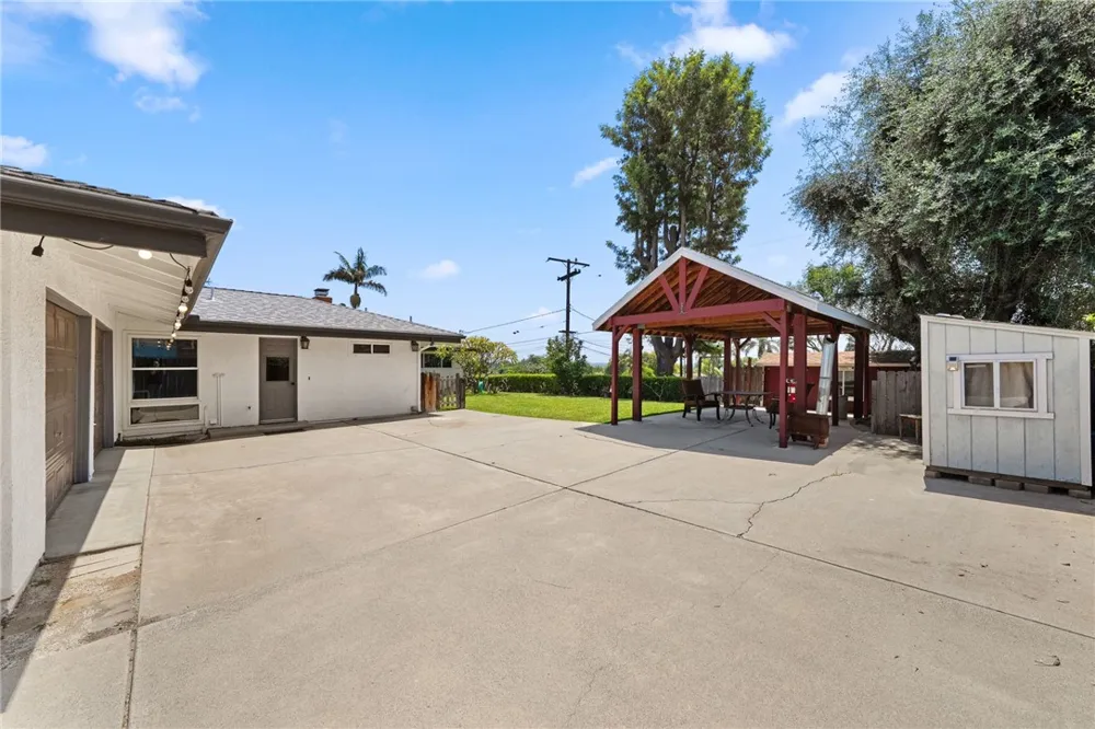 1020 La Serna La Habra, CA 90631