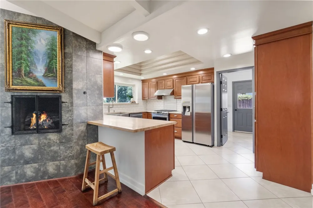 1020 La Serna La Habra, CA 90631