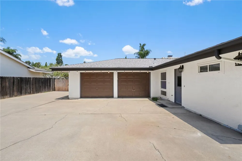 1020 La Serna La Habra, CA 90631