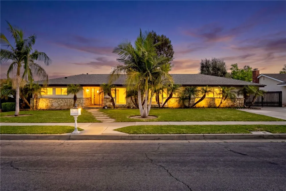 1020 La Serna La Habra, CA 90631