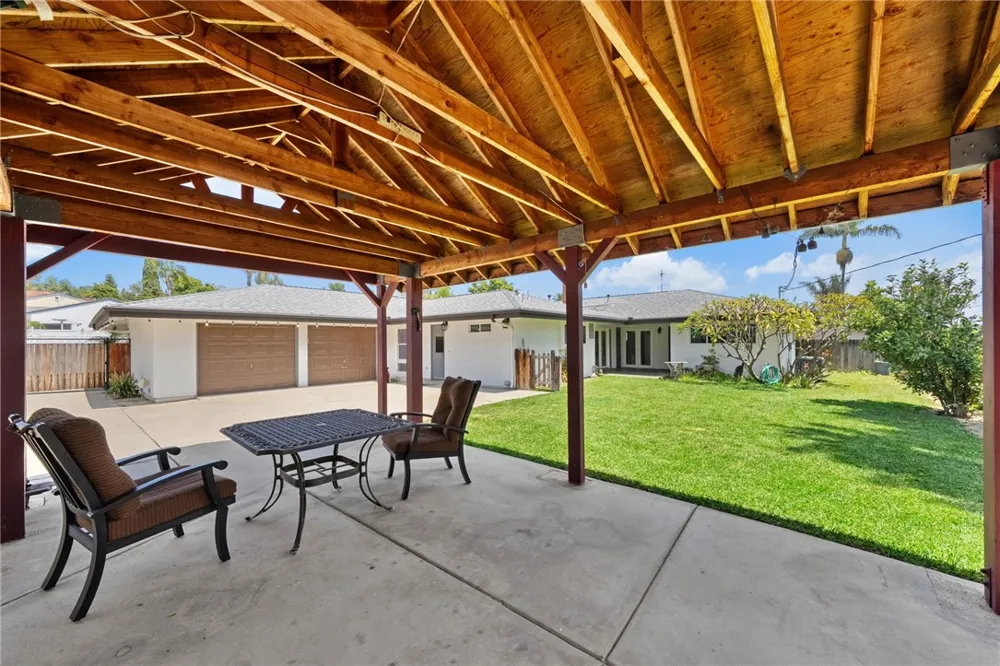 1020 La Serna La Habra, CA 90631