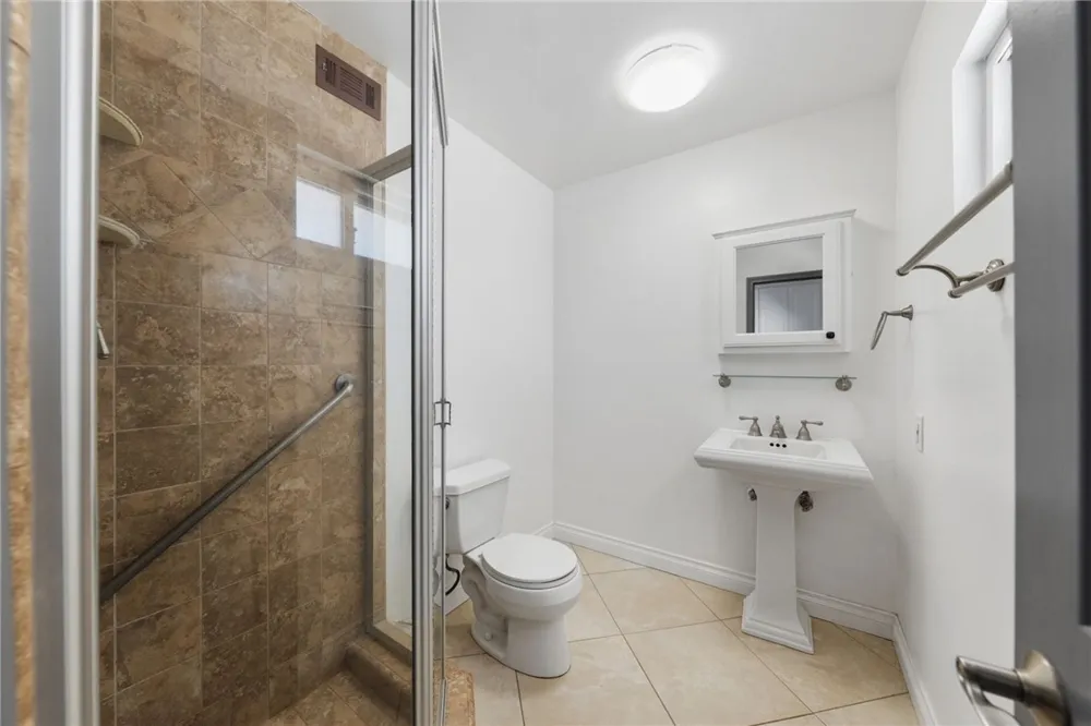 1020 La Serna La Habra, CA 90631