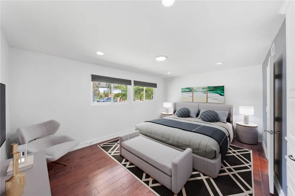 1020 La Serna La Habra, CA 90631