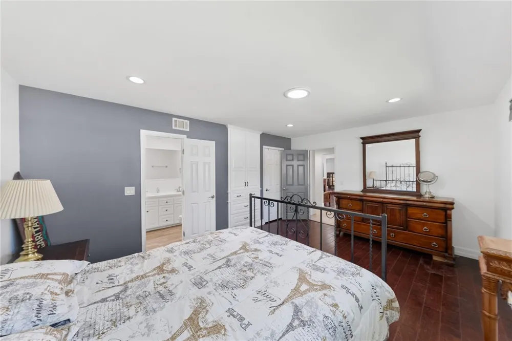 1020 La Serna La Habra, CA 90631