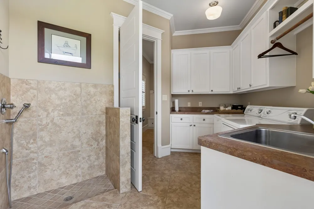 206 Rodeo Drive Azle, TX 76020