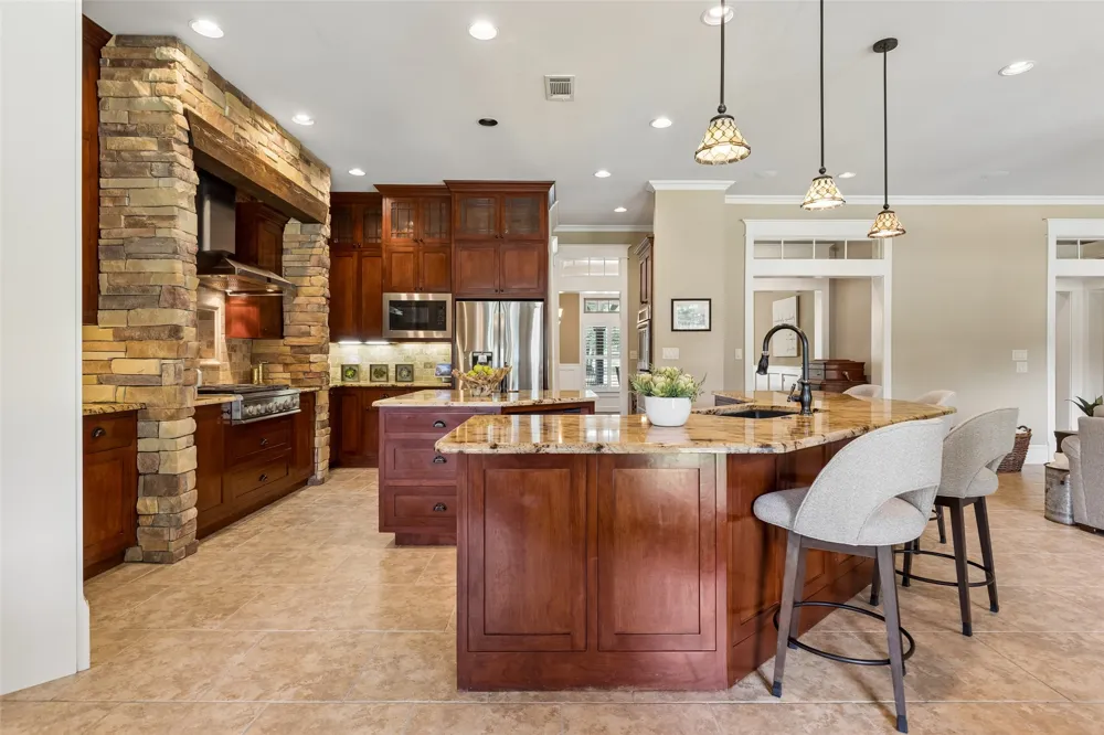 206 Rodeo Drive Azle, TX 76020