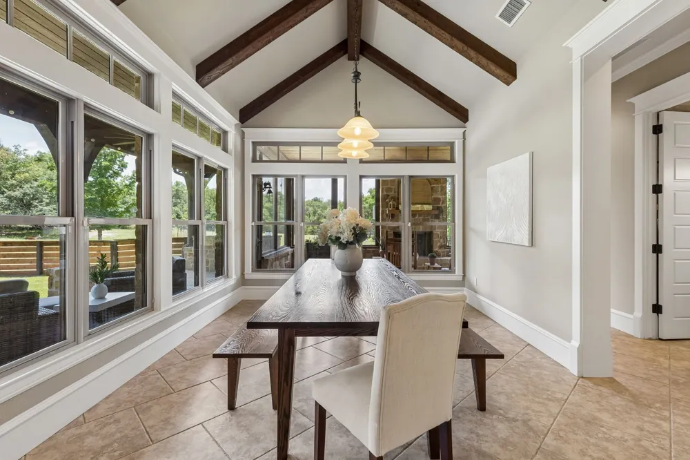 206 Rodeo Drive Azle, TX 76020