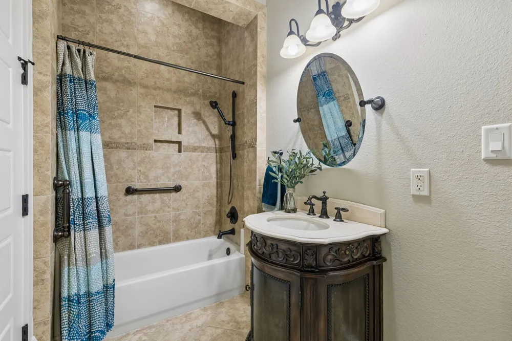 206 Rodeo Drive Azle, TX 76020