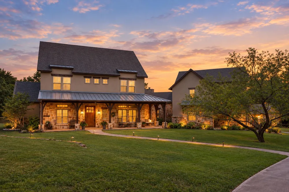 206 Rodeo Drive Azle, TX 76020