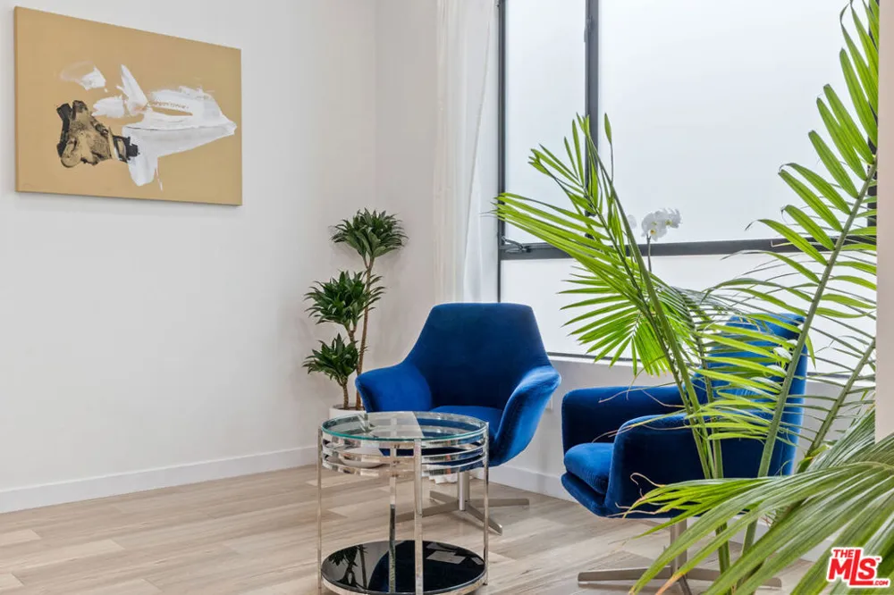 5961 Fountain Avenue Los Angeles, CA 90028