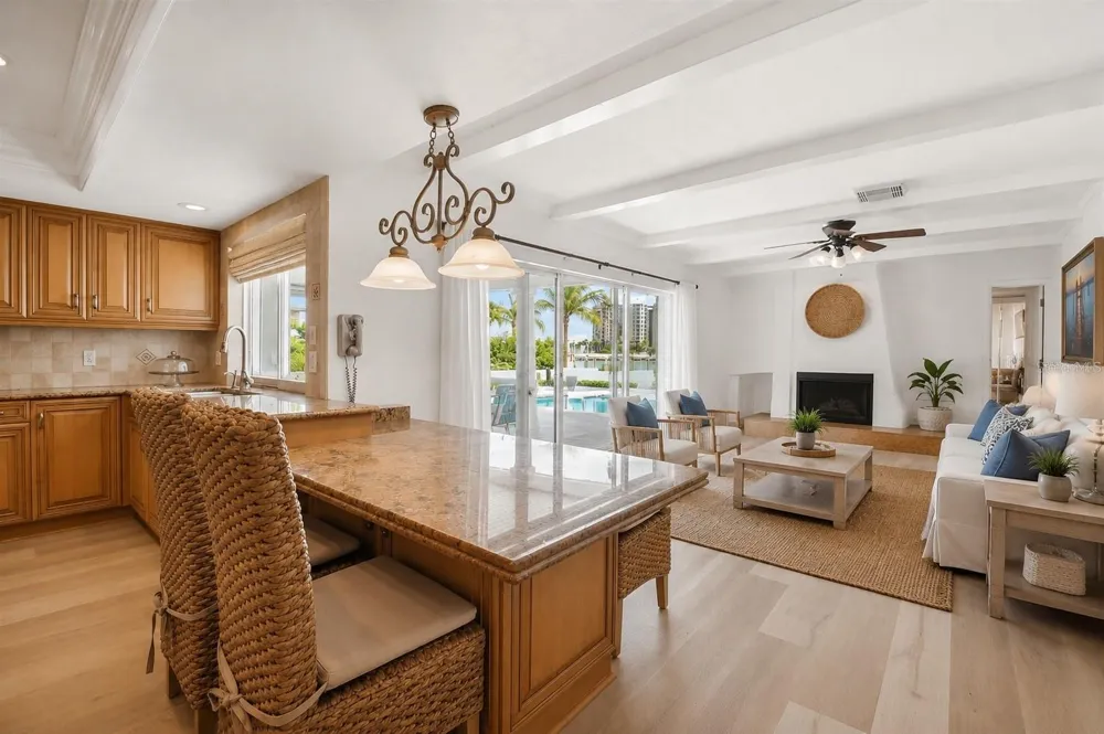 205 HARRISON AVENUE Belleair Beach, FL 33786