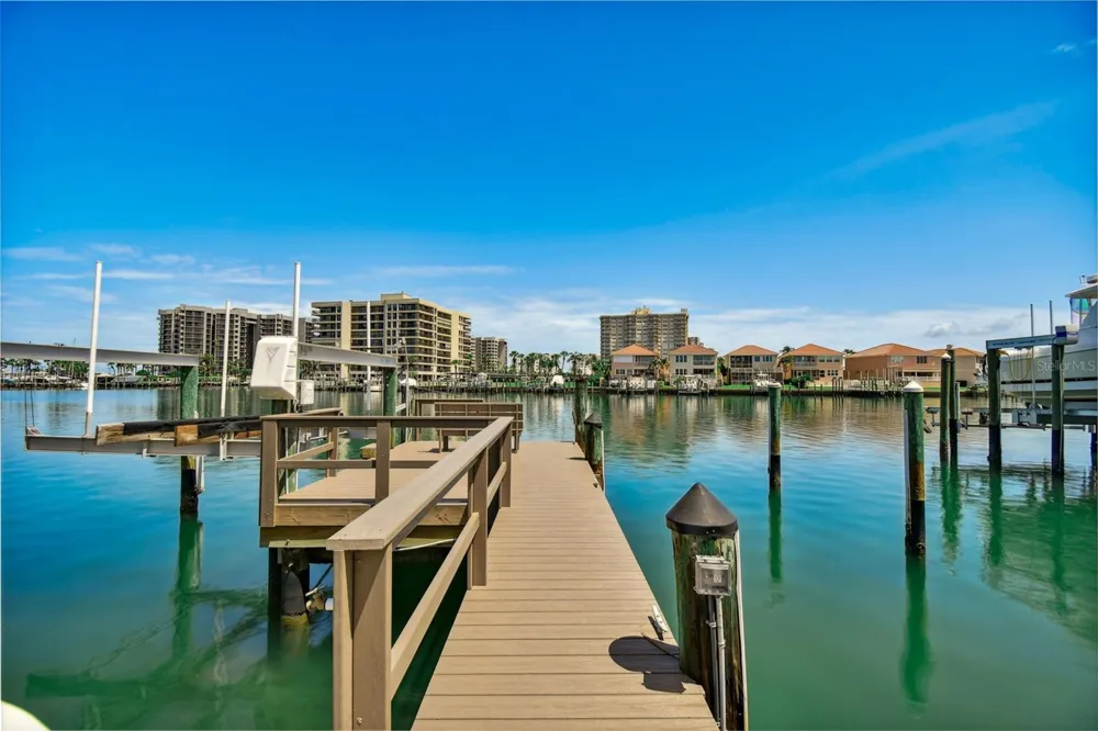 205 HARRISON AVENUE Belleair Beach, FL 33786
