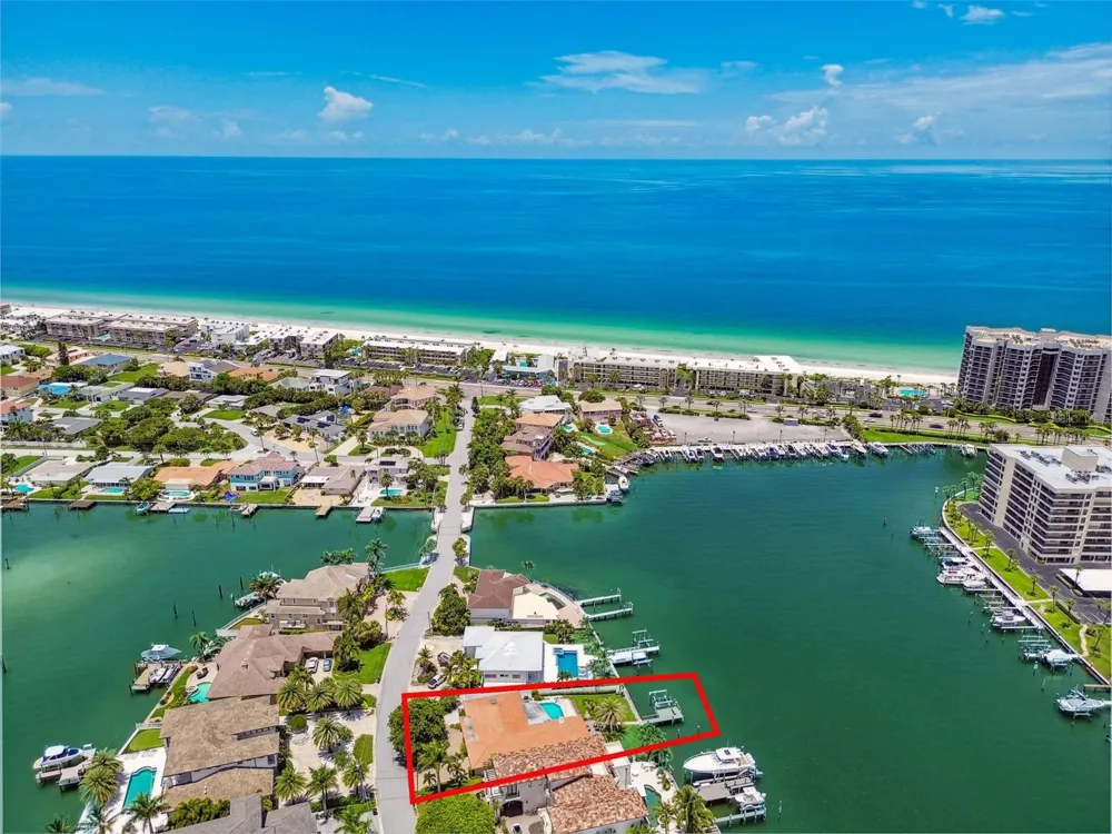 205 HARRISON AVENUE Belleair Beach, FL 33786