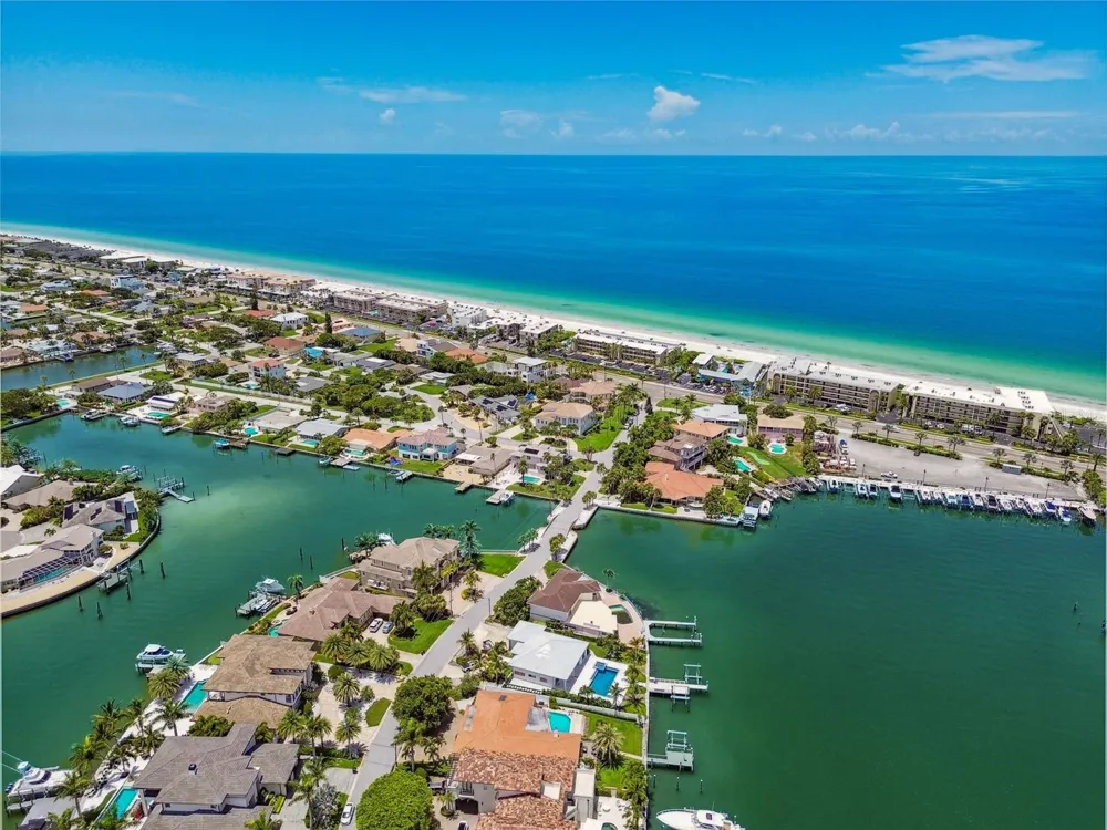205 HARRISON AVENUE Belleair Beach, FL 33786
