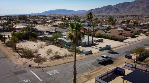 703 Sunnyslope Drive