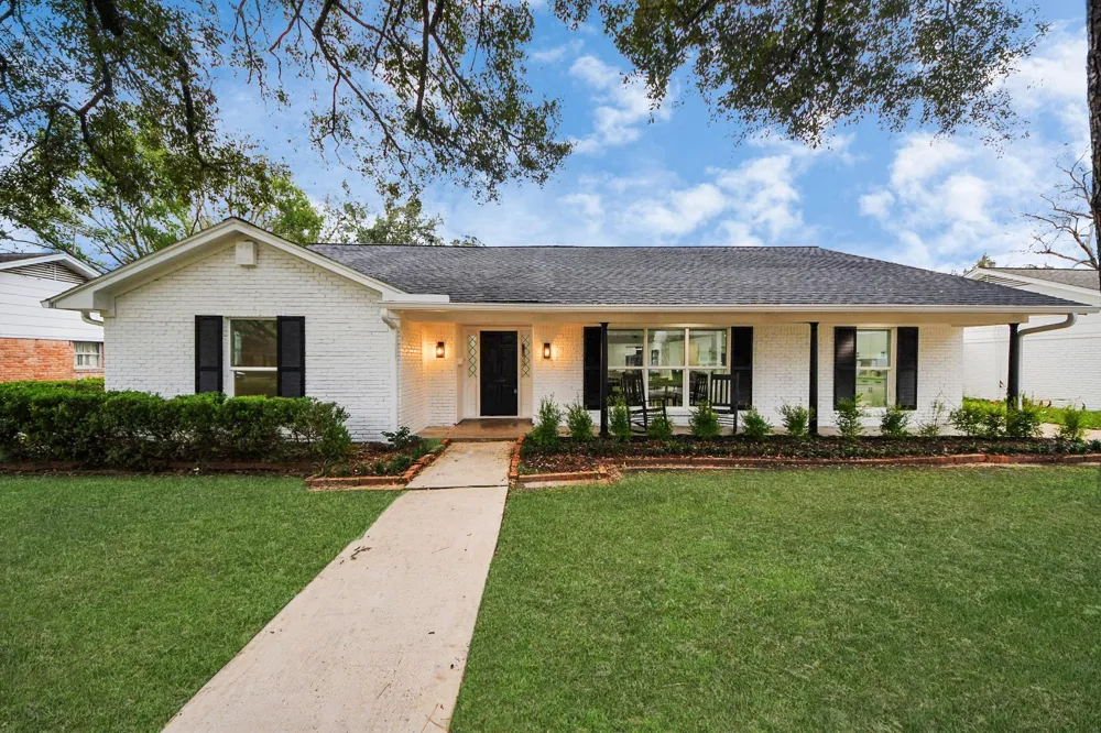 7819 Pagewood Lane Houston, TX 77063