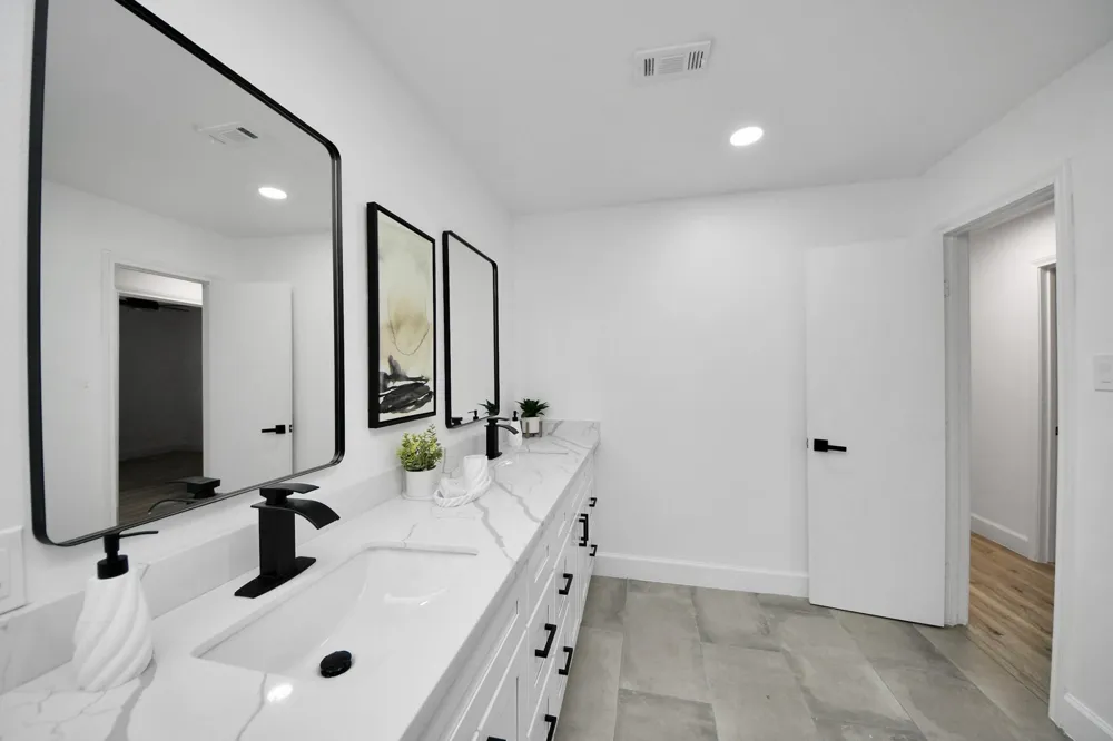 7819 Pagewood Lane Houston, TX 77063