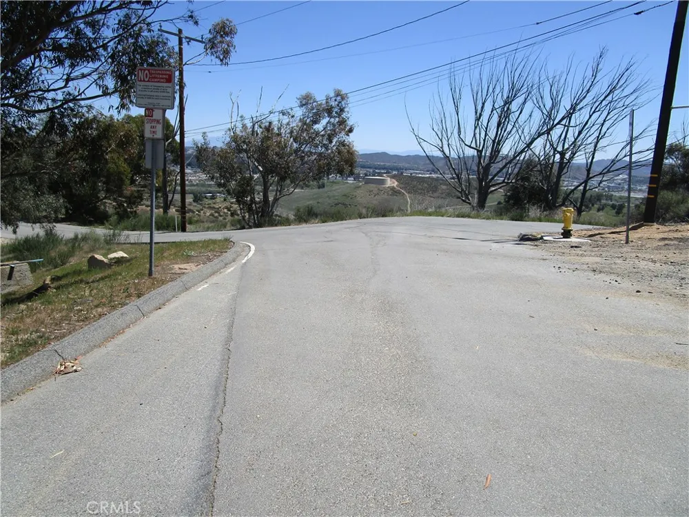 Gunder Avenue Lake Elsinore, CA 92530