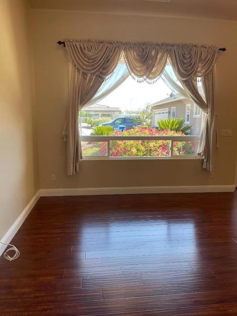 1360 Santa Ana Road Hollister, CA 95023