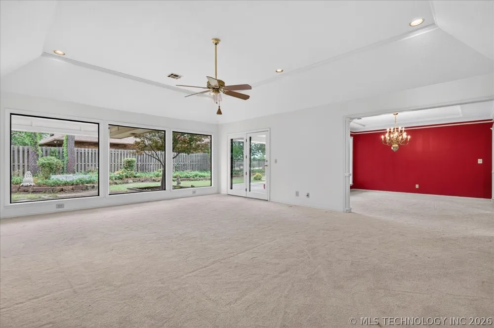 3116 Camelot Drive Bartlesville, OK 74006