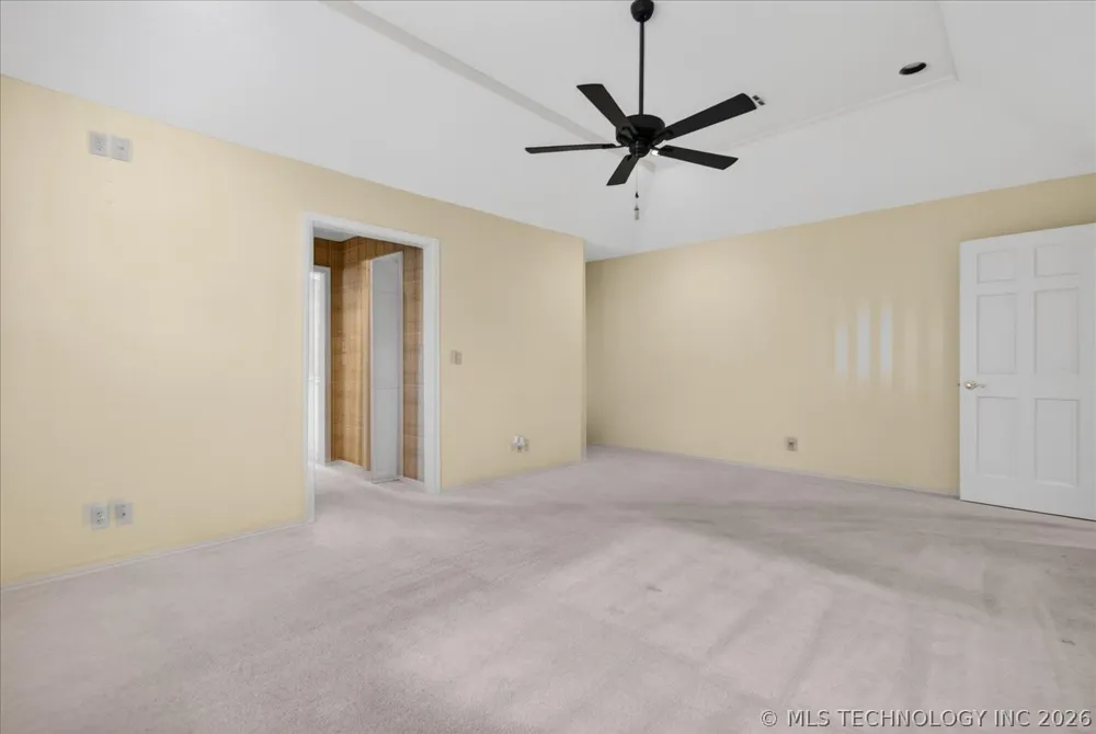 3116 Camelot Drive Bartlesville, OK 74006