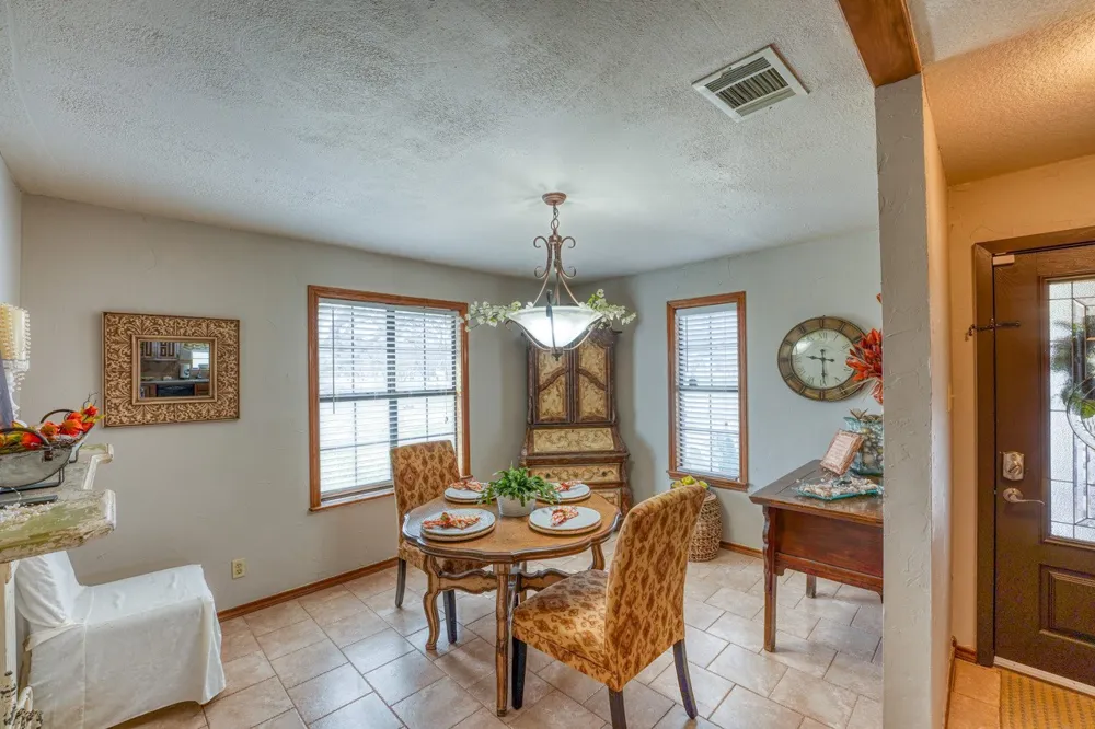 603 Sun Ray Horseshoe Bay, TX 78657
