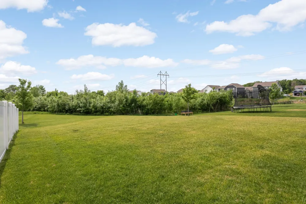 6180 Martin Avenue NE Albertville, MN 55301